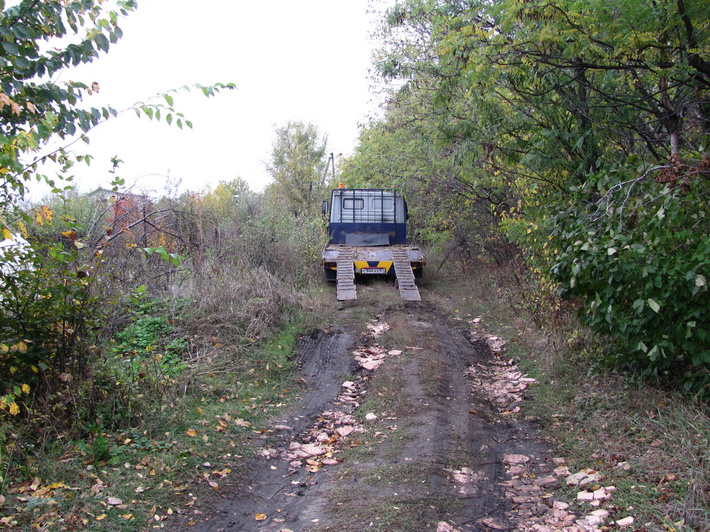 На этом приехал экскаватор